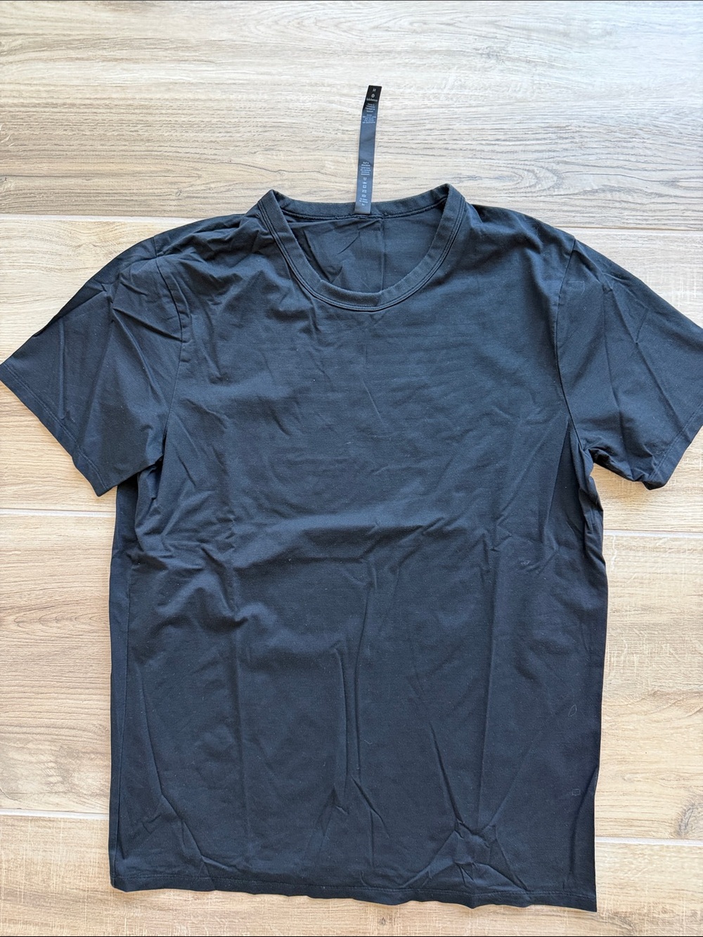 lululemon athletica Men’s Black Short Sleeve Crew Tee